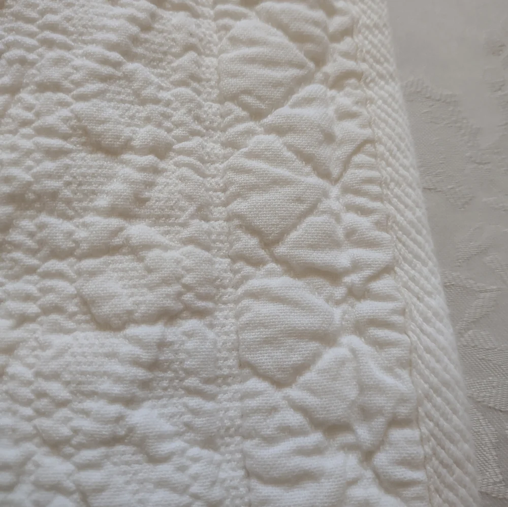 Williamsburg Ellery Homestyle Portugal Cotton Matelasse King Long Pillow Sham